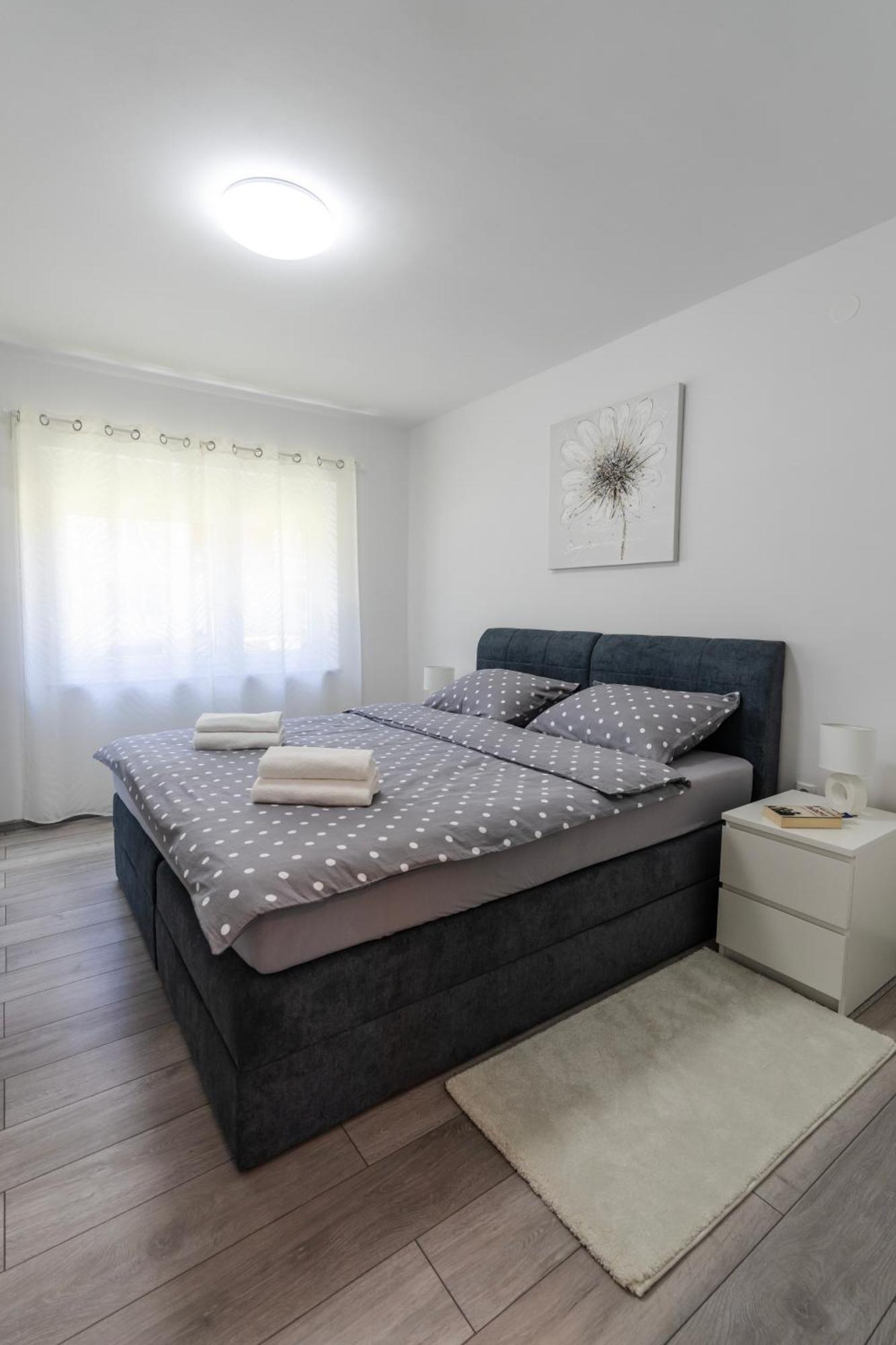 Ferienwohnung Lusi Otočac Exterior foto